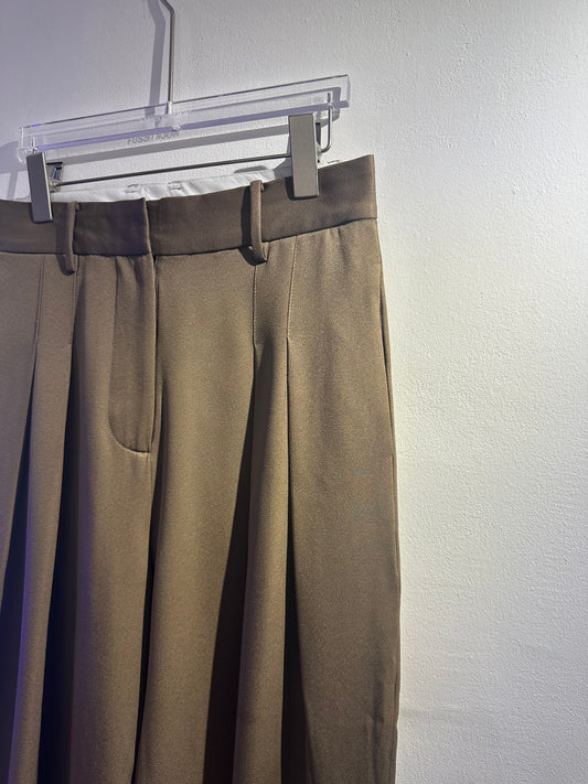 • FUSSY MADE • DOUBLE DART TROUSERS