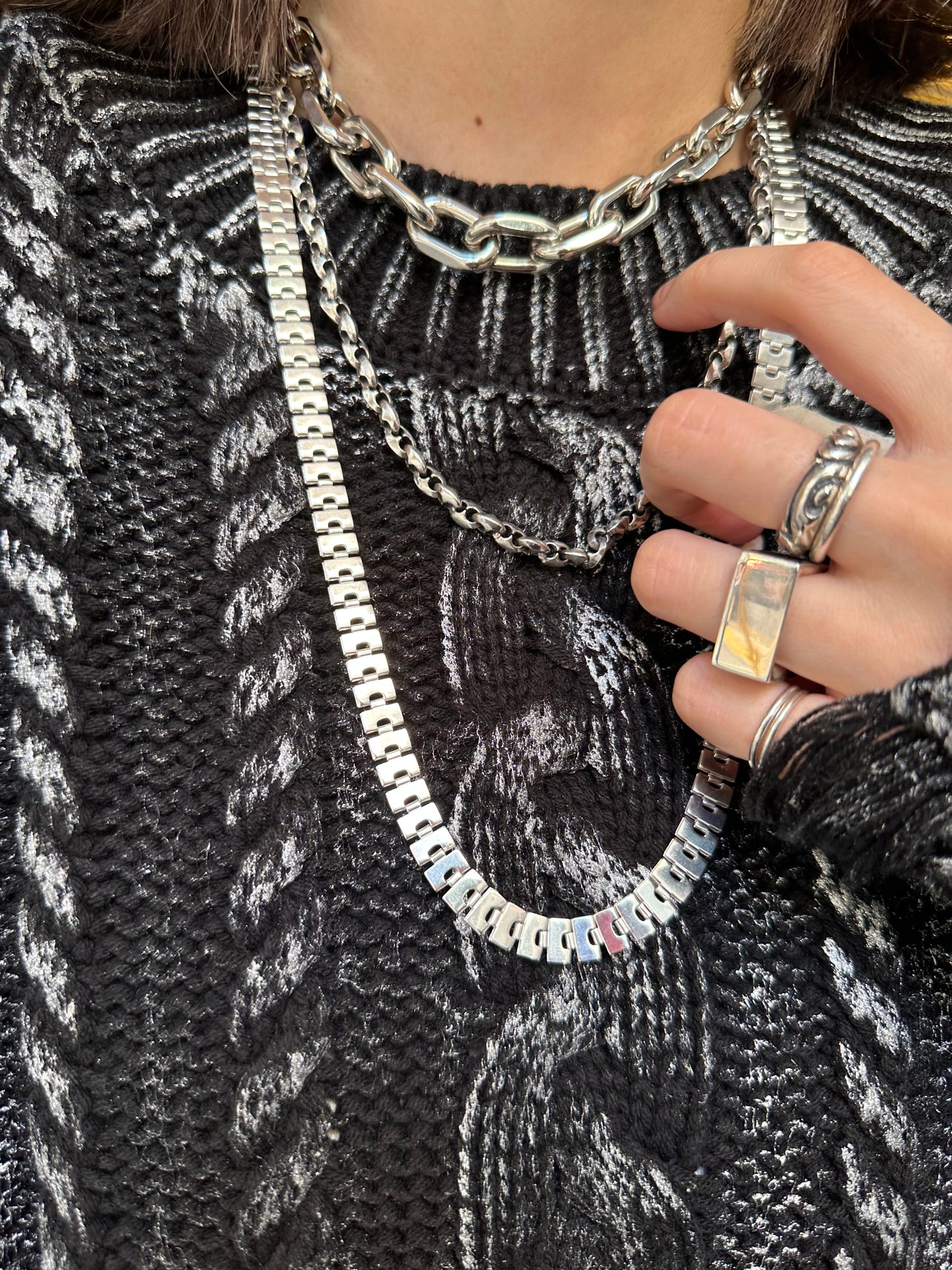 METALLIC PAINT CABLE KNITWEART