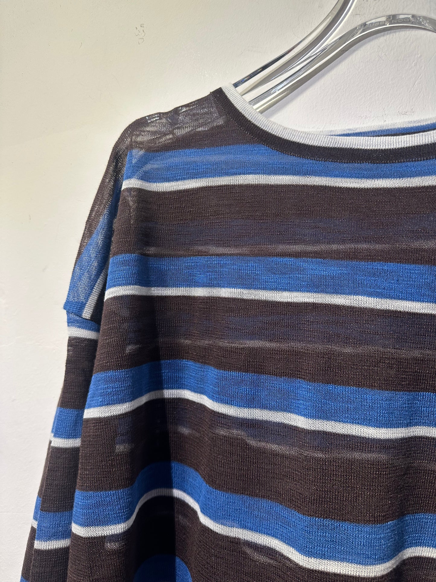 LIGHTWEIGHT SHEER BOLD STRIPE TOP