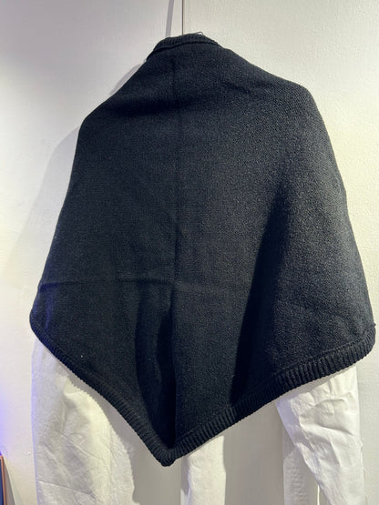 *0* TRIANGULAR KNIT SHAWL
