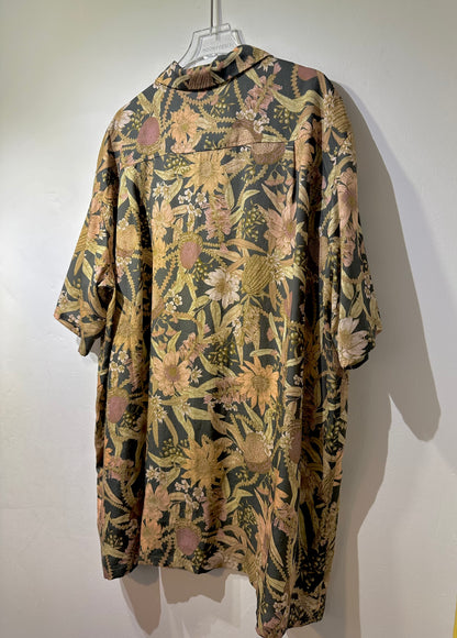 • FUSSY MADE • GOLDEN HAWK PROTEA SHIRT - SHORT SLEEVES