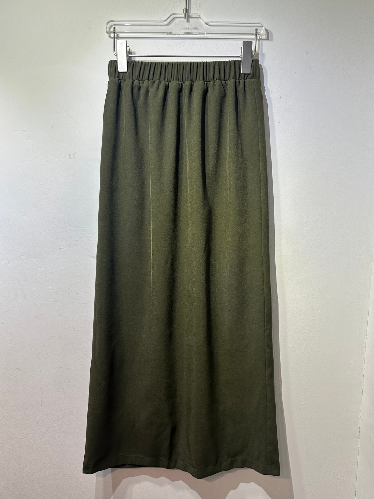 • FUSSY MADE • SLIM FIT PENCIL SKIRT