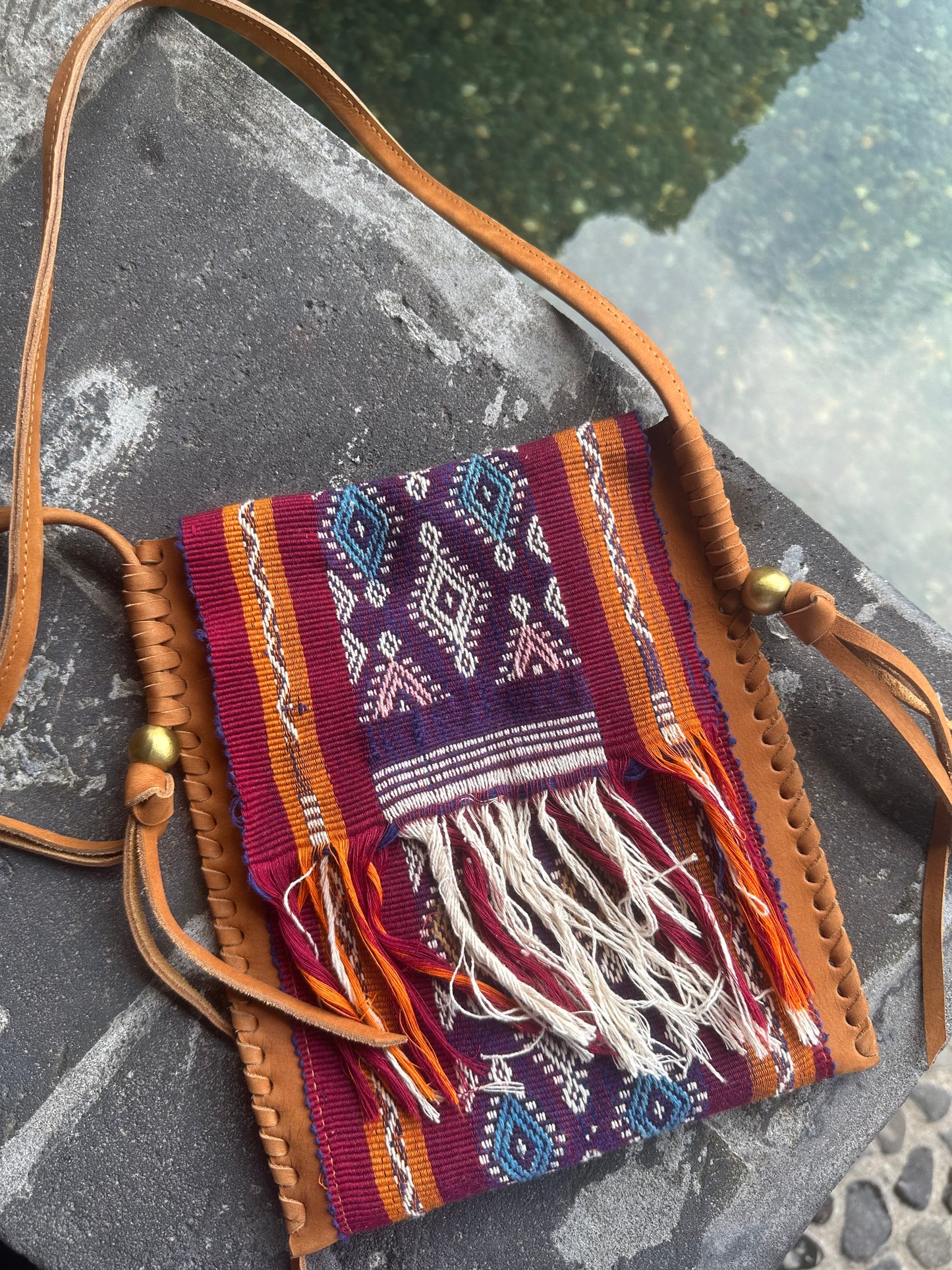 HANDWOVEN RETRO TASSEL SUEDE CROSSBODY BAG