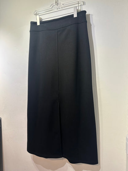 STRETCHY COMFY SKIRT