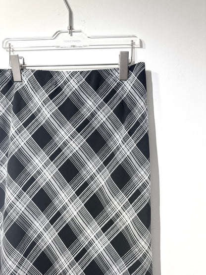 CLASSIC PLAID CHECK SKIRT