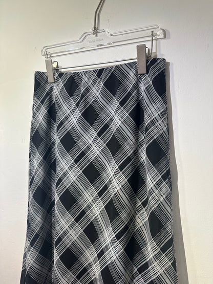 CLASSIC PLAID CHECK SKIRT