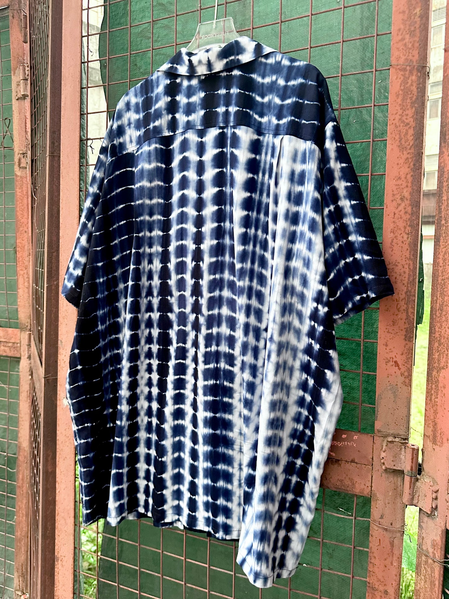 • FUSSY MADE • BLUE TIE DYE SHIBORI PRINTED SHIRT