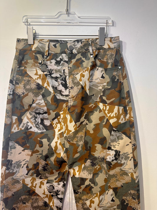 • FUSSY MADE • CAMO PATCHED SKIRT