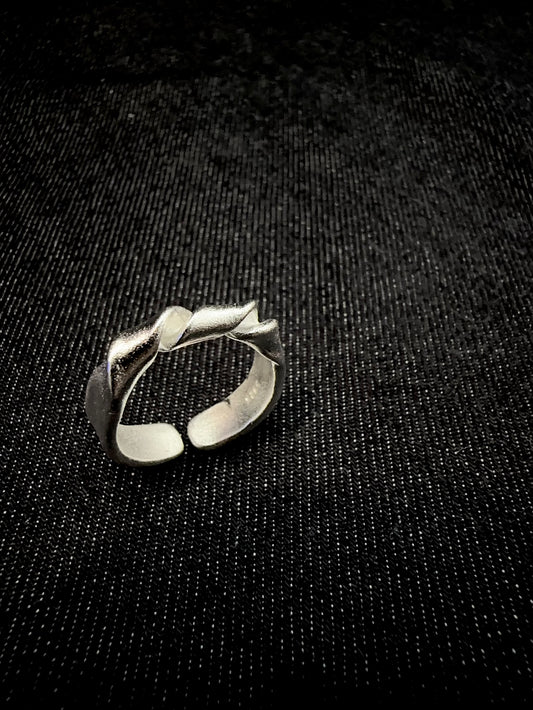 925 MATTE FINISH TWIST RING