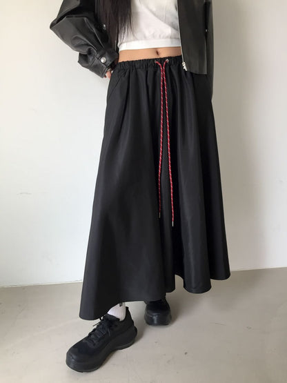 DRAWSTRING NYLON SKIRT