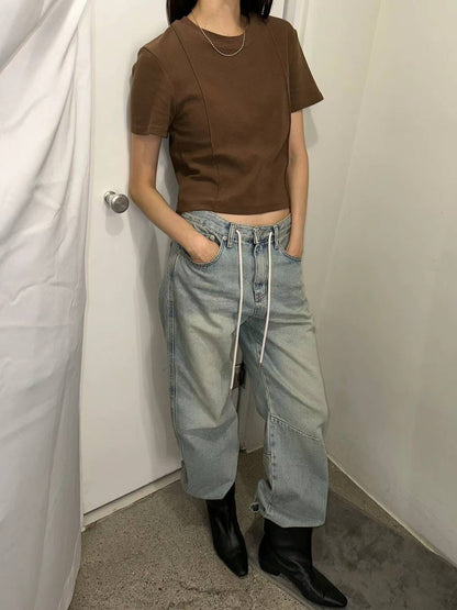 FRONT DOUBLE SEAM CROP TEE