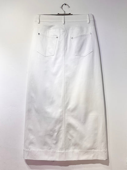 • FUSSY MADE • CLEAN BRIGHT WHITE SKIRT