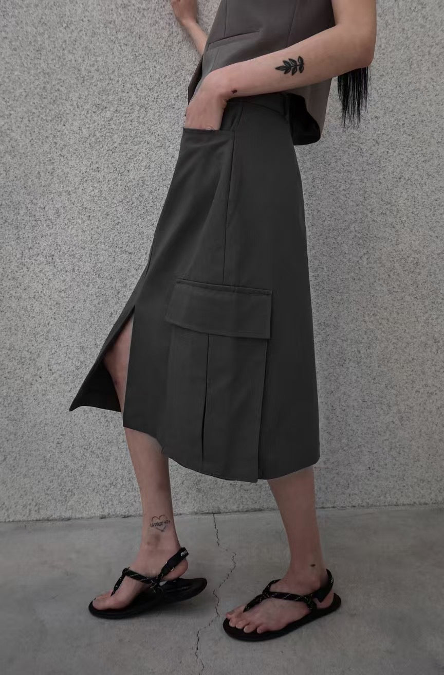 EFFORTLESS WORKWEAR SKIRT