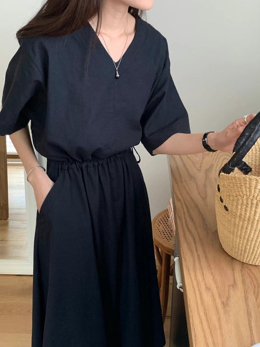 CASUAL CHARM MIDI DRESS