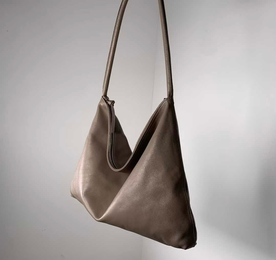 LAMBSKIN SLOUCHY SHOULDER BAG - MEDIUM