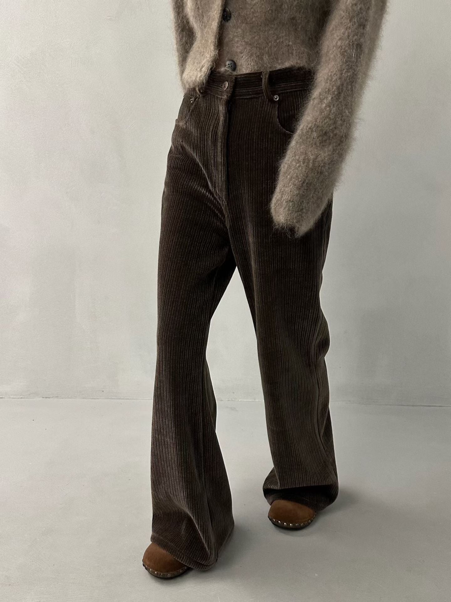 WIDE-LEG CORDUROY FLARED PANTS